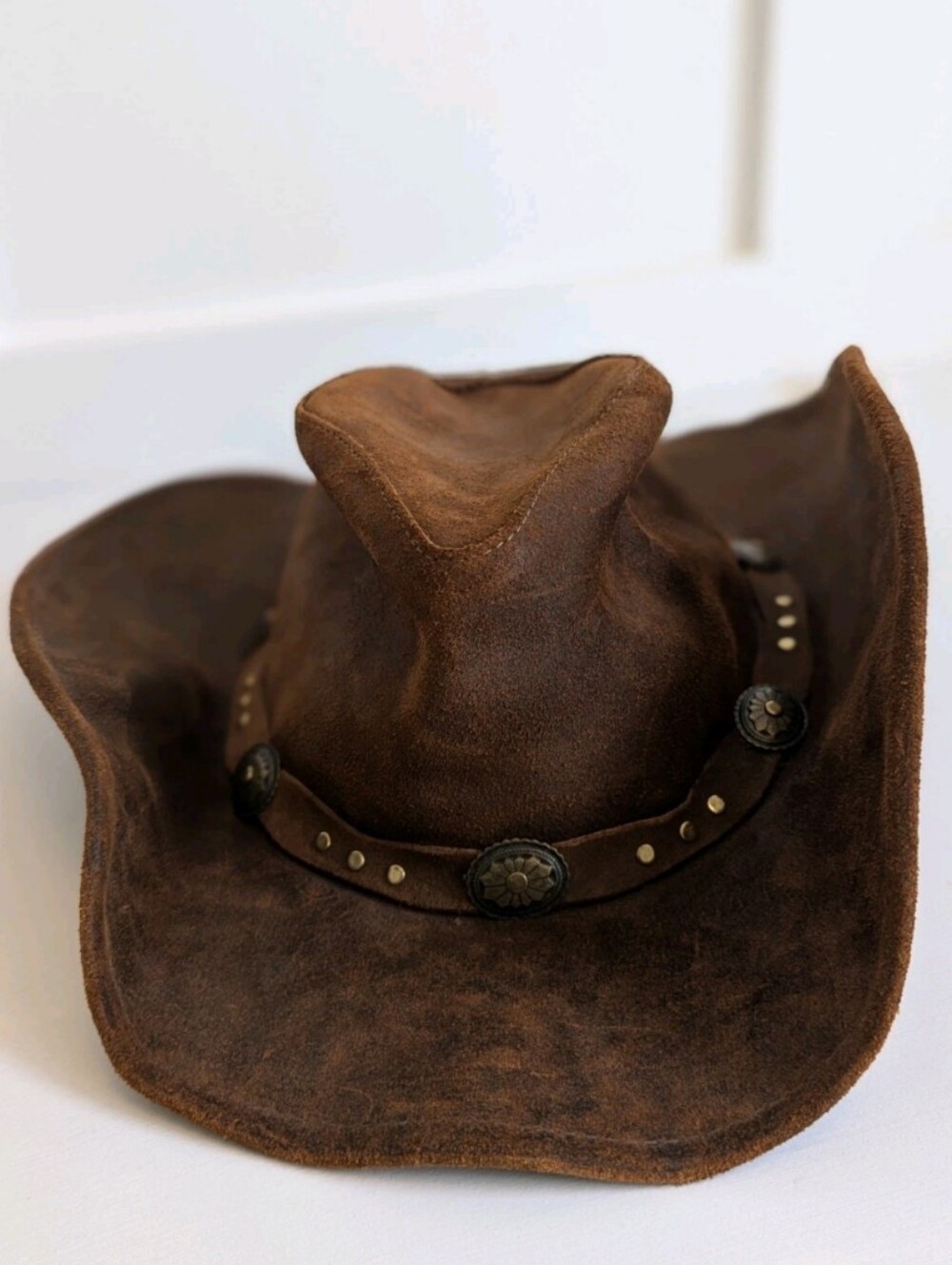 Minnetonka The Silverton Dude Hat - Brown Genuine Leather (Brown Ruff XL)